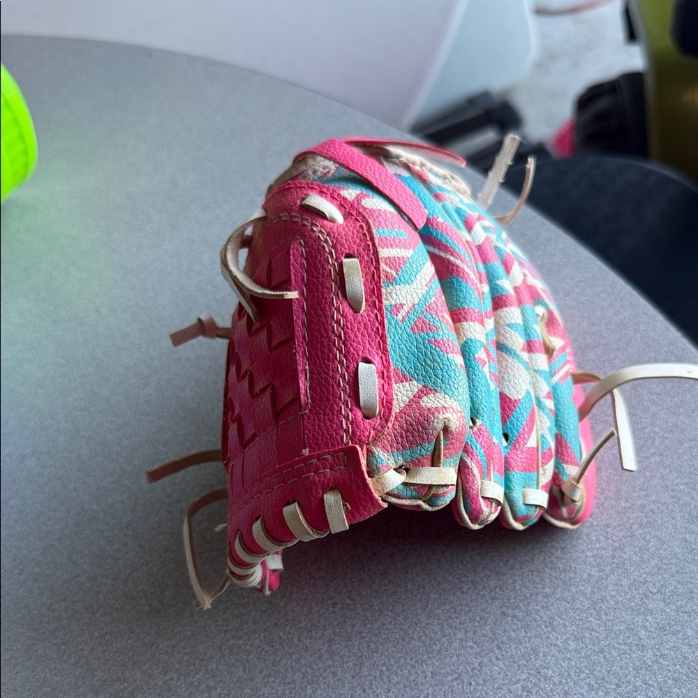 Kid Softball Glove
